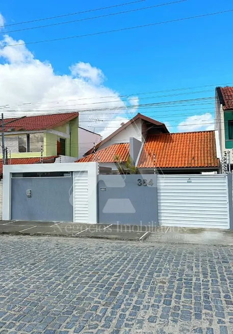 Foto 1 de Casa com 3 Quartos à venda, 206m² em Itararé, Campina Grande