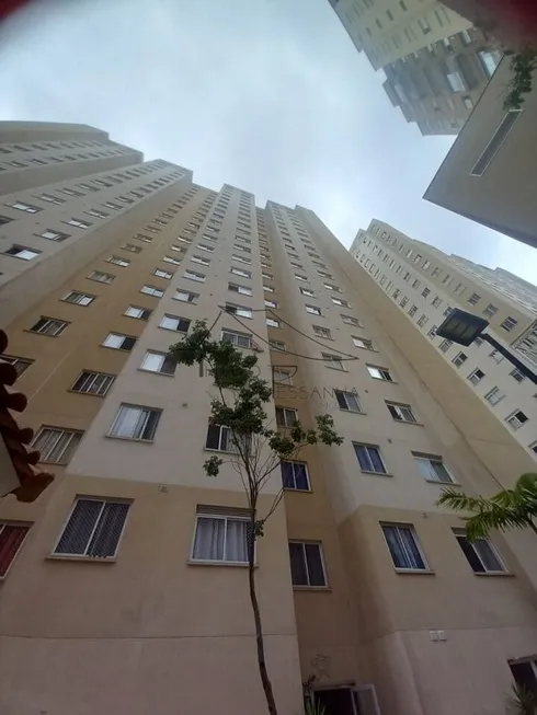 Foto 1 de Apartamento com 2 Quartos para alugar, 40m² em Vila Carmosina, São Paulo