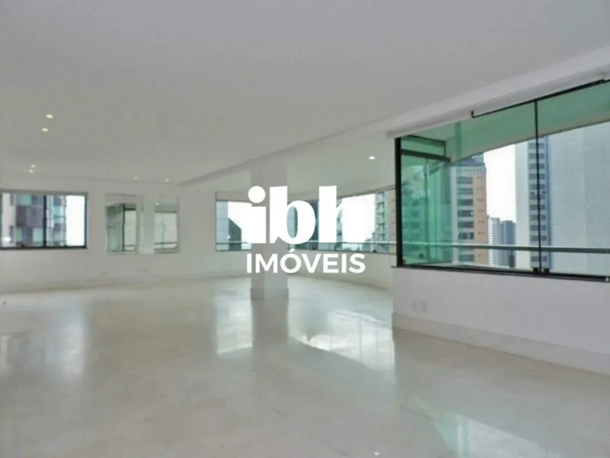 Foto 1 de Apartamento com 4 Quartos para alugar, 217m² em Belvedere, Belo Horizonte