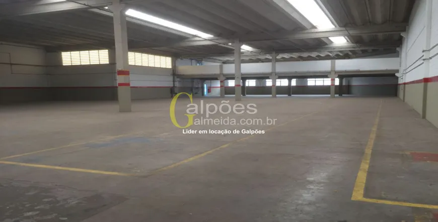 Foto 1 de Galpão/Depósito/Armazém para alugar, 2400m² em Tamboré, Barueri