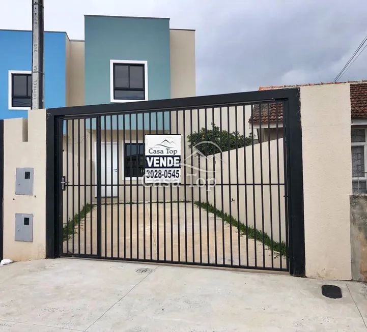 Foto 1 de Sobrado com 3 Quartos à venda, 65m² em Uvaranas, Ponta Grossa