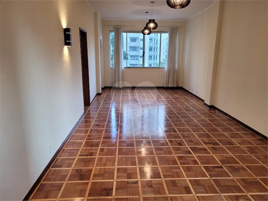 Foto 1 de Apartamento com 3 Quartos à venda, 121m² em Santa Cecília, São Paulo