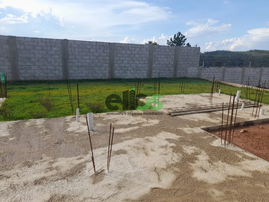 Foto 1 de Lote/Terreno à venda, 1100m² em , Alumínio