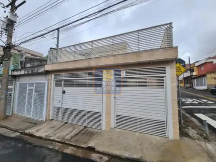 Foto 1 de Sobrado com 2 Quartos à venda, 130m² em Vila Sacadura Cabral, Santo André