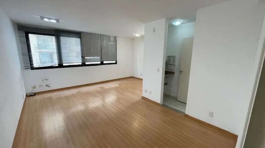 Foto 1 de Imóvel Comercial para alugar, 32m² em Moema, São Paulo