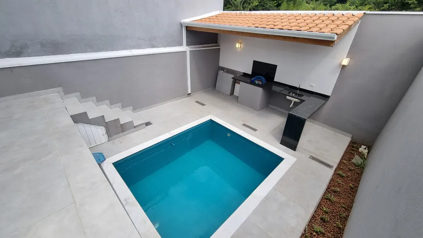 Foto 1 de Casa com 3 Quartos à venda, 120m² em Villas do Jaguari, Santana de Parnaíba