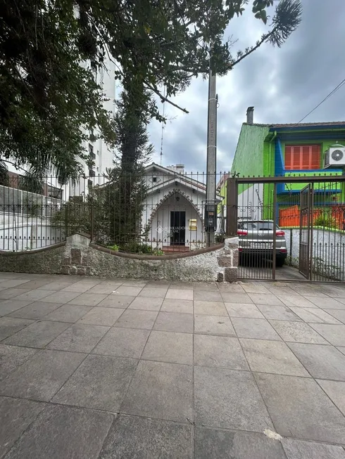 Foto 1 de Casa com 3 Quartos à venda, 562m² em Menino Deus, Porto Alegre