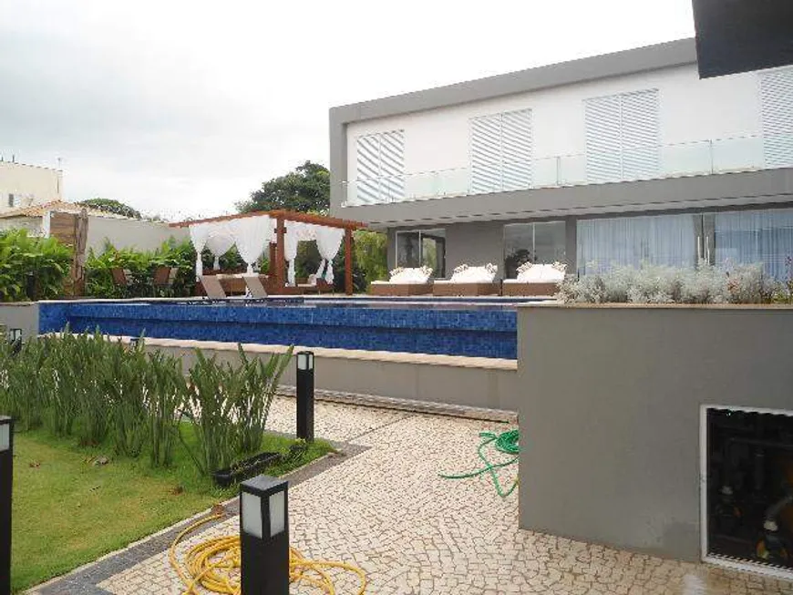 Foto 1 de Casa com 5 Quartos à venda, 950m² em Cidade Jardim, Uberlândia