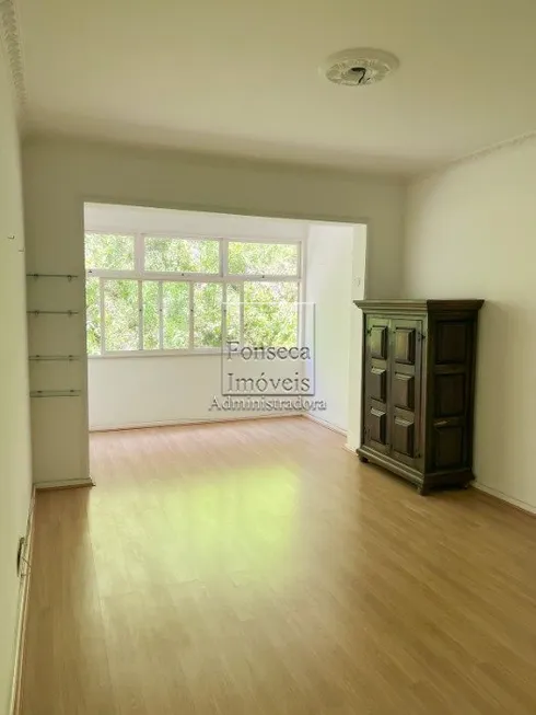 Foto 1 de Apartamento com 3 Quartos à venda, 100m² em Centro, Petrópolis