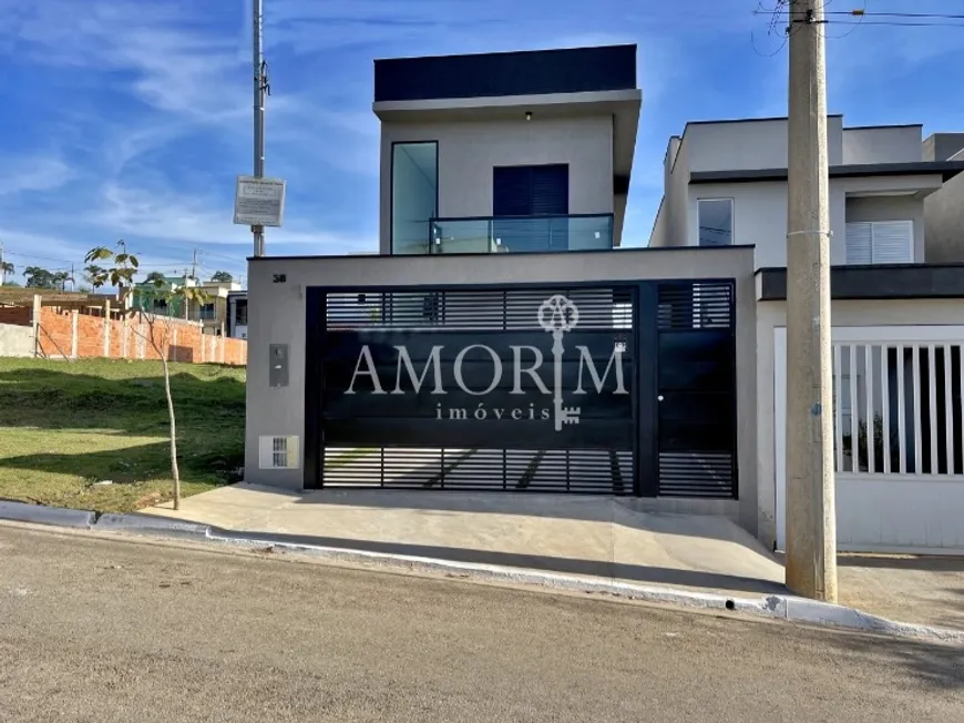 Foto 1 de Sobrado com 3 Quartos à venda, 120m² em Villas do Jaguari, Santana de Parnaíba