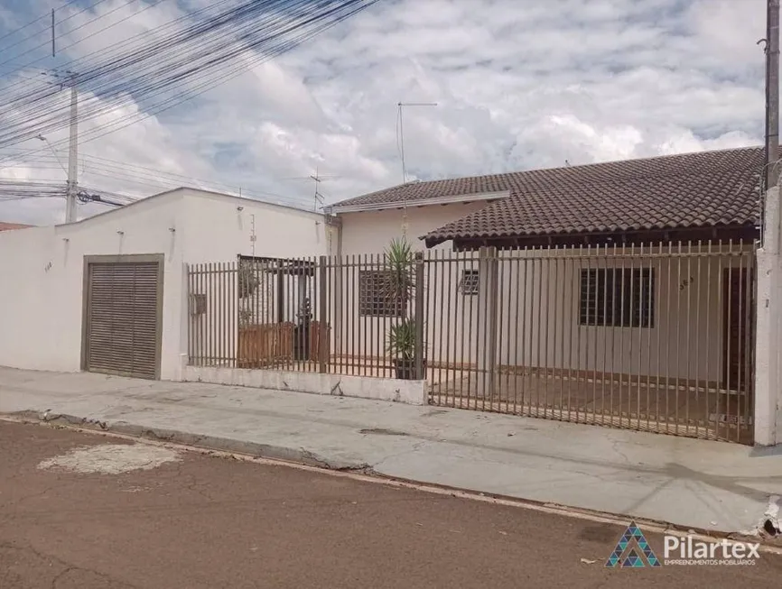 Foto 1 de Casa com 2 Quartos à venda, 200m² em Residencial Abussafe, Londrina