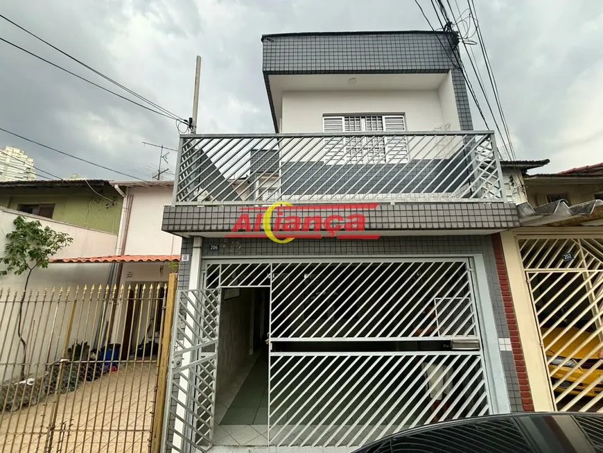 Foto 1 de Sobrado com 3 Quartos para alugar, 132m² em Vila Progresso, Guarulhos