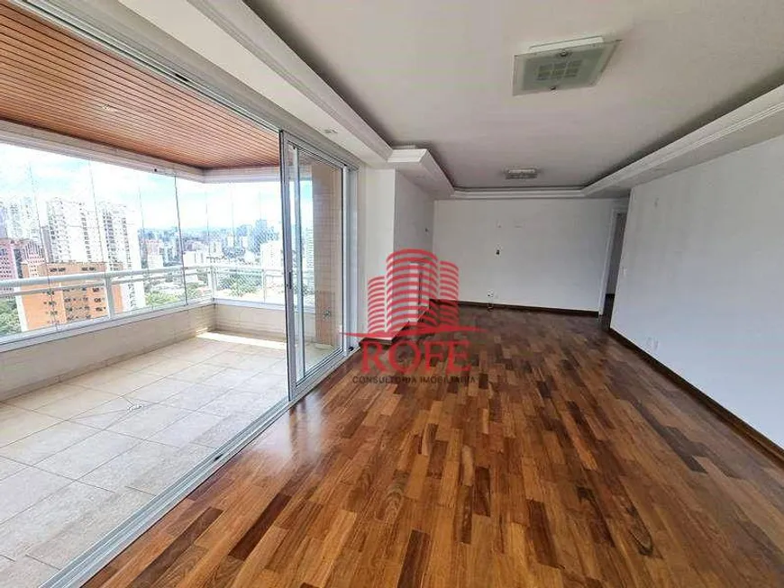 Foto 1 de Apartamento com 3 Quartos à venda, 205m² em Brooklin, São Paulo