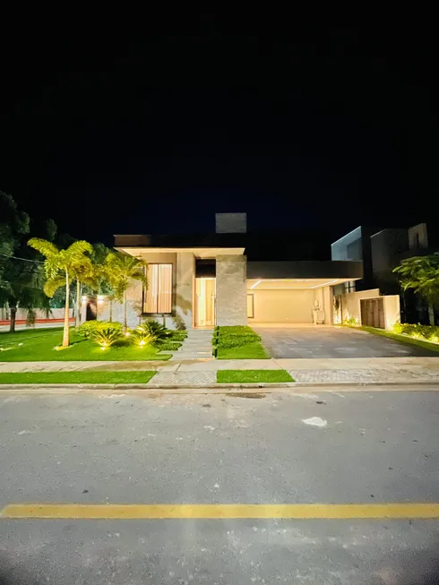 Foto 1 de Casa de Condomínio com 3 Quartos à venda, 300m² em Loteamento Alphaville Cuiabá II, Cuiabá