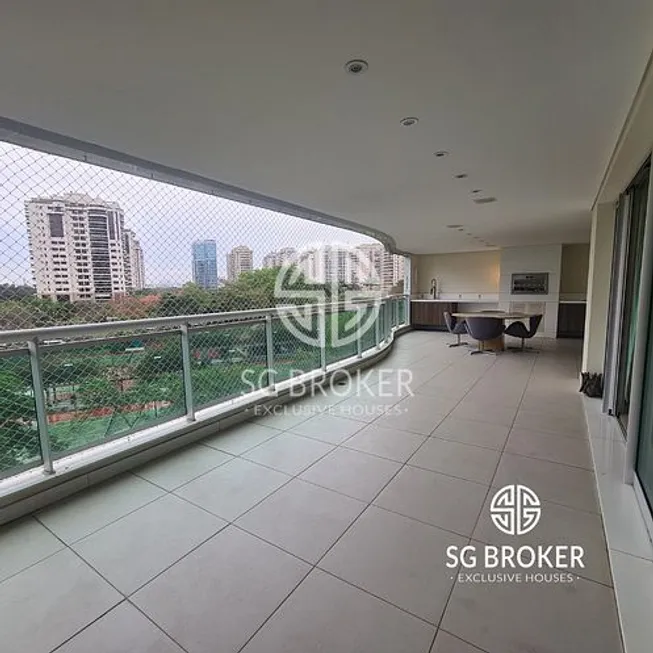 Foto 1 de Apartamento com 4 Quartos à venda, 296m² em Barra da Tijuca, Rio de Janeiro