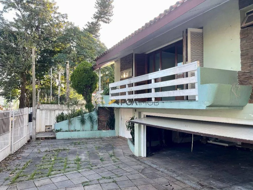 Foto 1 de Casa com 4 Quartos para alugar, 395m² em Cristo Redentor, Porto Alegre