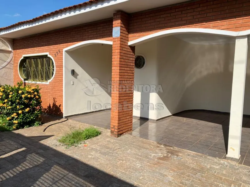 Foto 1 de Casa com 3 Quartos à venda, 246m² em Vila Aeroporto, São José do Rio Preto