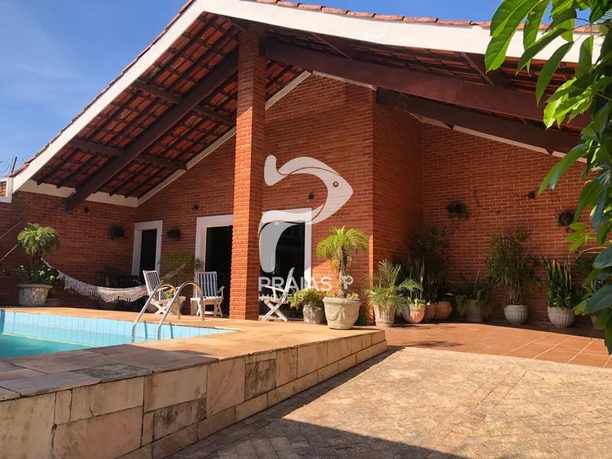 Foto 1 de Casa com 3 Quartos à venda, 186m² em Enseada, Guarujá