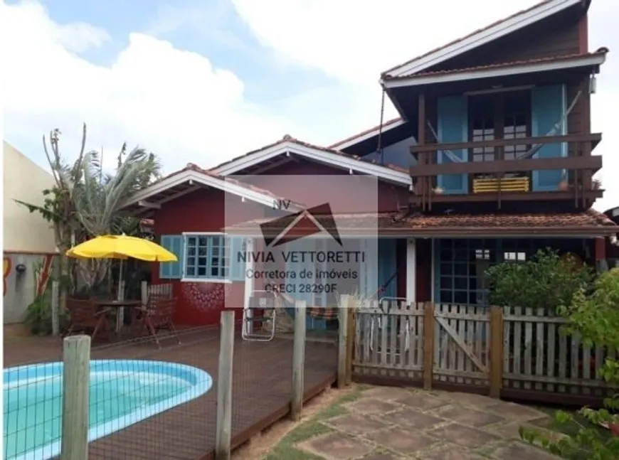 Foto 1 de Casa com 3 Quartos à venda, 250m² em São João do Rio Vermelho, Florianópolis