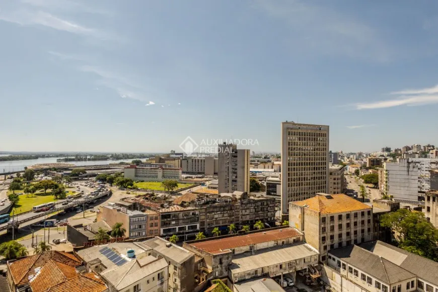 Foto 1 de Apartamento com 1 Quarto à venda, 43m² em Centro, Porto Alegre