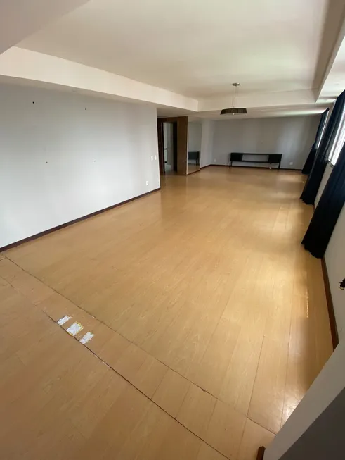 Foto 1 de Apartamento com 2 Quartos à venda, 160m² em Petrópolis, Natal