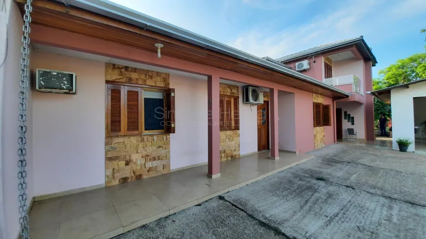 Foto 1 de Casa com 3 Quartos à venda, 189m² em Engenho, Guaíba