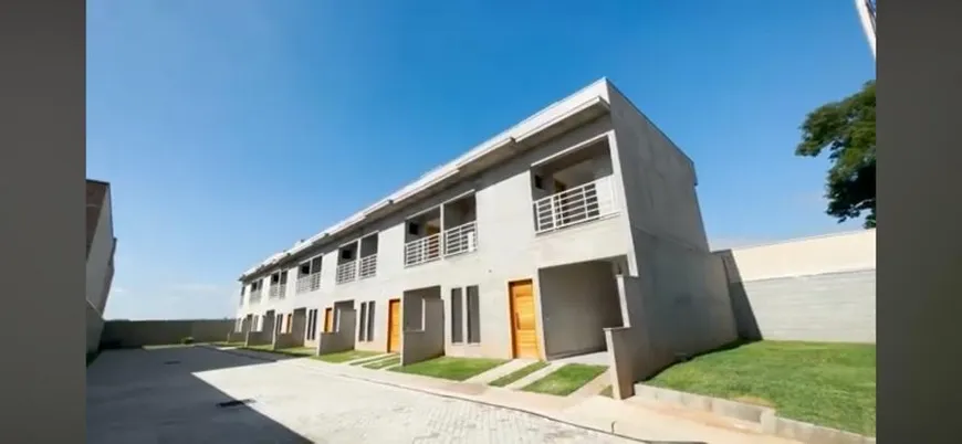 Foto 1 de Sobrado com 3 Quartos à venda, 101m² em Bairro do Poste, Jundiaí