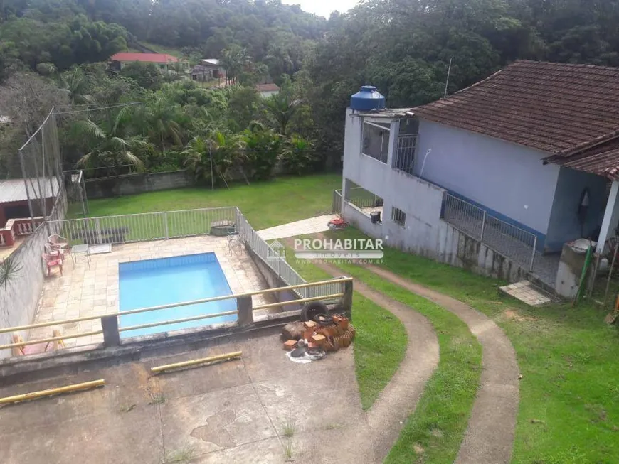 Foto 1 de Fazenda/Sítio com 5 Quartos à venda, 160m² em Cipó, Embu-Guaçu