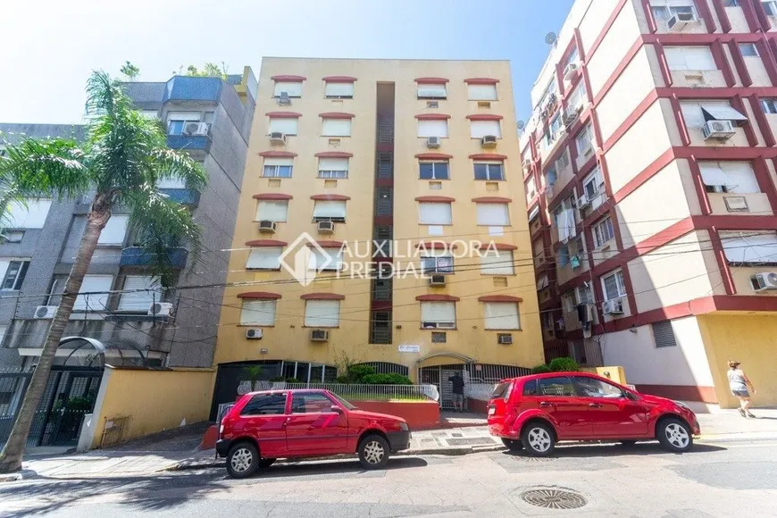 Foto 1 de Apartamento com 2 Quartos à venda, 65m² em Centro Histórico, Porto Alegre