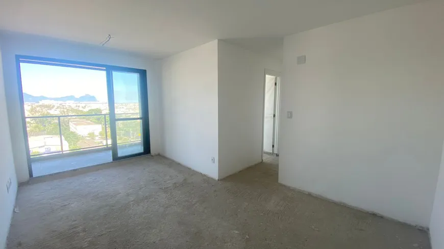 Foto 1 de Apartamento com 3 Quartos à venda, 81m² em Recreio Dos Bandeirantes, Rio de Janeiro