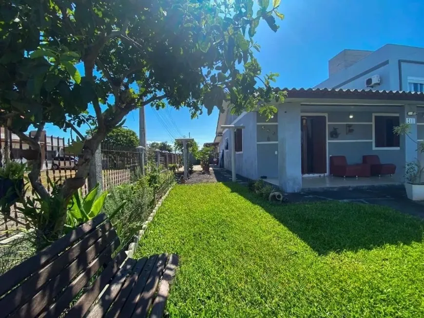 Foto 1 de Casa com 2 Quartos à venda, 120m² em Loteamento Silveira, Passo de Torres