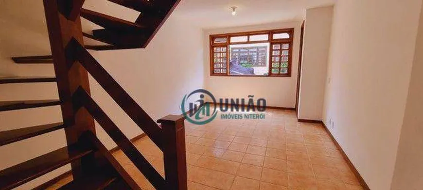 Foto 1 de Casa de Condomínio com 3 Quartos à venda, 105m² em Baldeador, Niterói