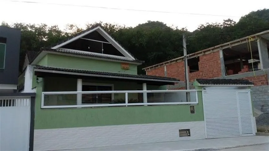 Foto 1 de Sobrado com 4 Quartos à venda, 450m² em Jacarepaguá, Rio de Janeiro