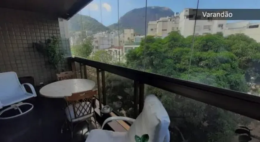 Foto 1 de Apartamento com 4 Quartos à venda, 191m² em Lagoa, Rio de Janeiro