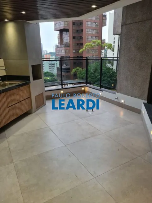 Foto 1 de Apartamento com 1 Quarto à venda, 81m² em Morumbi, São Paulo