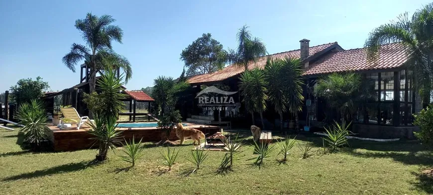 Foto 1 de Fazenda/Sítio com 3 Quartos à venda, 350m² em Águas Claras, Viamão