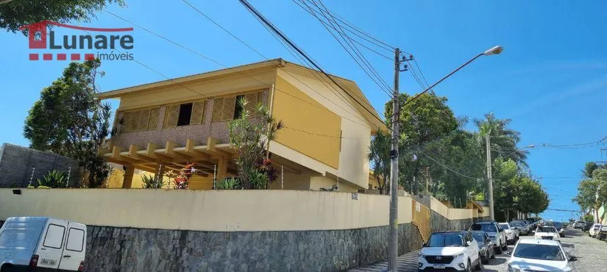 Foto 1 de Sobrado com 4 Quartos à venda, 332m² em Alto Ipiranga, Mogi das Cruzes