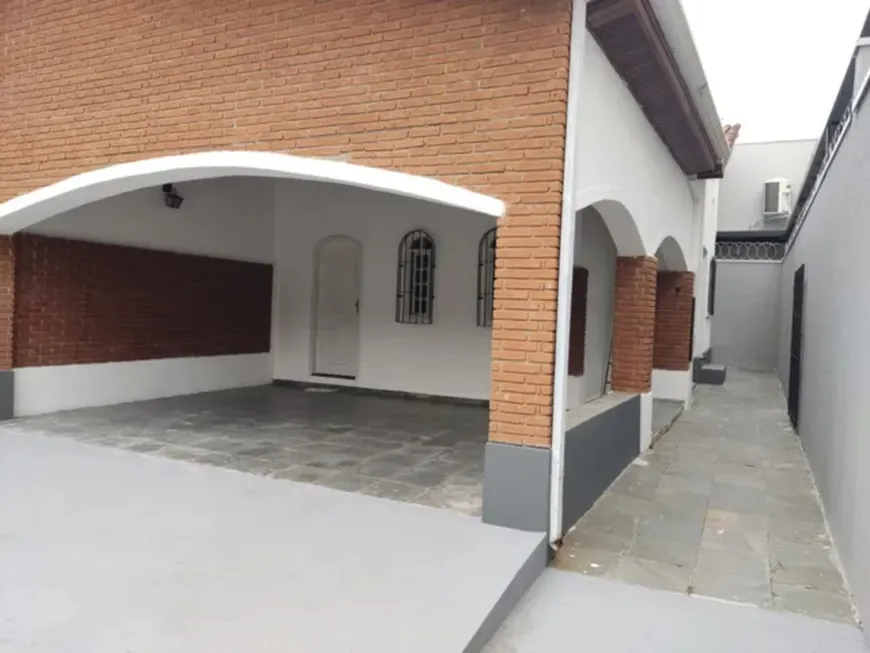 Foto 1 de Casa com 3 Quartos à venda, 140m² em Bosque dos Eucaliptos, São José dos Campos