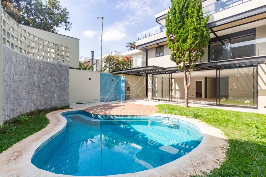 Foto 1 de Sobrado com 4 Quartos à venda, 480m² em Jardim Paulista, São Paulo