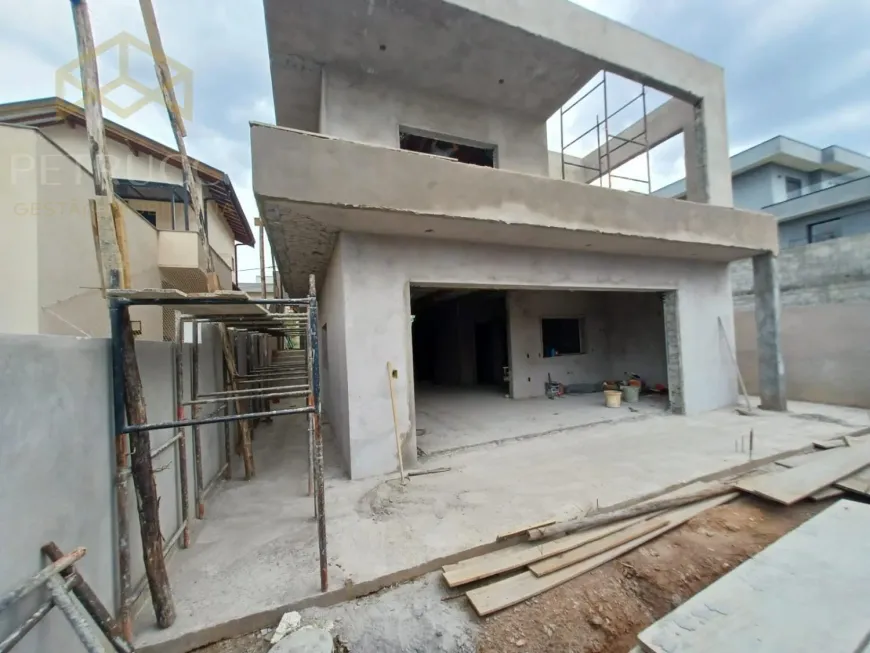 Foto 1 de Casa de Condomínio com 3 Quartos à venda, 225m² em Pinheiro, Valinhos