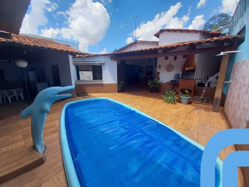 Foto 1 de Casa com 5 Quartos à venda, 360m² em Rodoviário, Goiânia