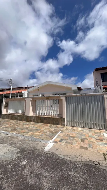 Foto 1 de Casa com 3 Quartos para venda ou aluguel, 156m² em Suíssa, Aracaju