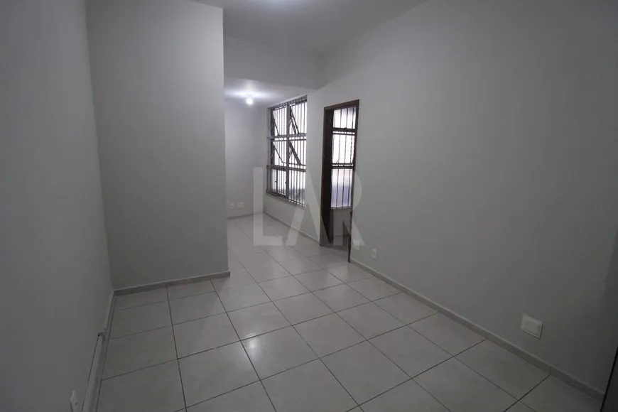 Foto 1 de Sala Comercial para alugar, 26m² em Santo Agostinho, Belo Horizonte