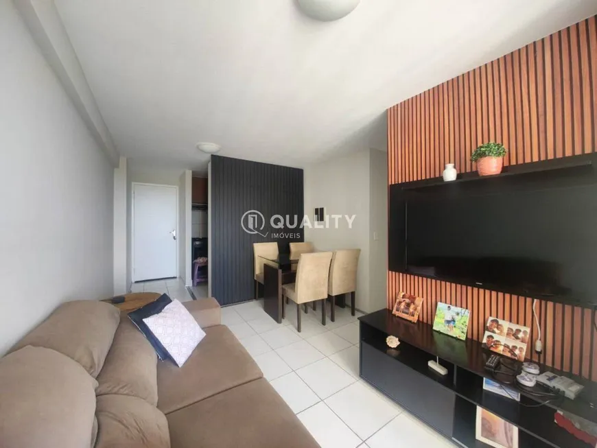 Foto 1 de Apartamento com 3 Quartos à venda, 55m² em Messejana, Fortaleza
