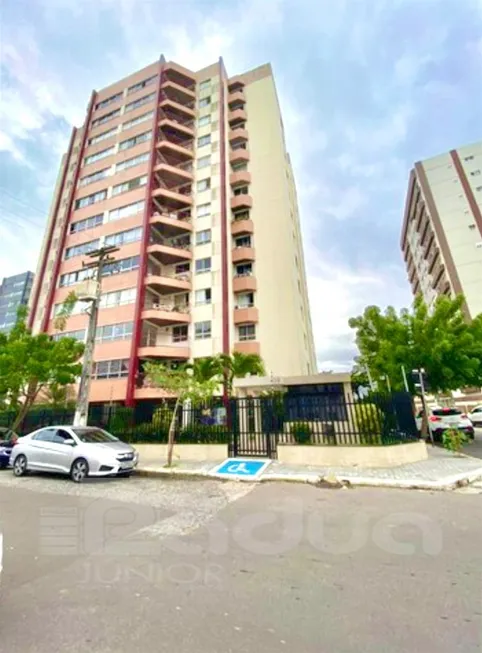 Foto 1 de Apartamento com 4 Quartos à venda, 145m² em Treze de Julho, Aracaju