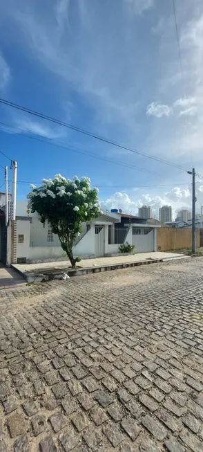 Foto 1 de Casa com 4 Quartos à venda, 235m² em Neópolis, Natal
