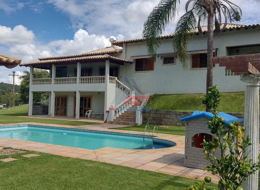 Foto 1 de Casa de Condomínio com 5 Quartos à venda, 2000m² em Condominio Jardim das Palmeiras, Bragança Paulista