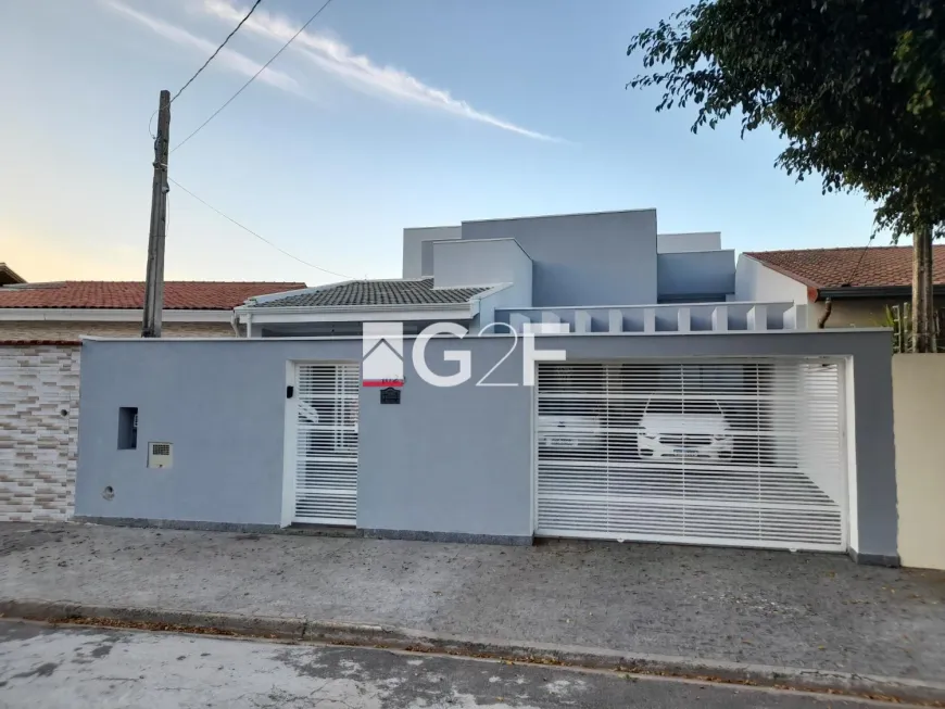 Foto 1 de Sobrado com 3 Quartos à venda, 303m² em Jardim dos Oliveiras, Campinas