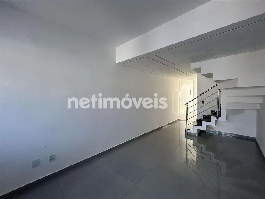 Foto 1 de Casa com 2 Quartos à venda, 65m² em Lagoinha, Belo Horizonte