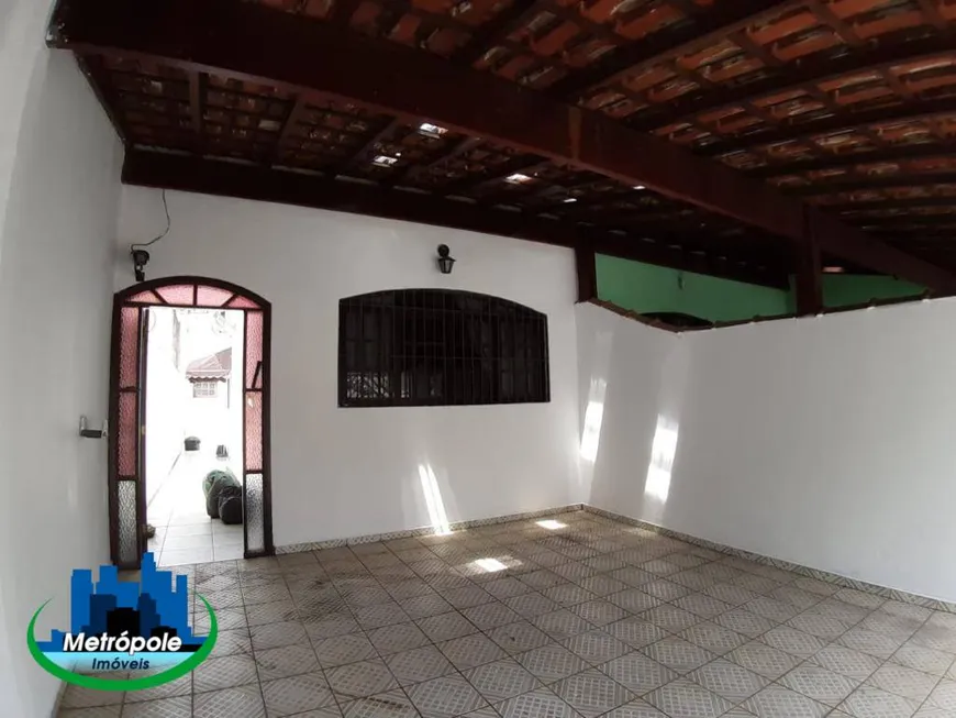 Foto 1 de Casa com 2 Quartos à venda, 110m² em Jardim Almeida Prado, Guarulhos
